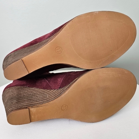 Diba Blake Suede Ankle Bootie Wedge Heel Lace Up Round Toe Burgundy Womens - Picture 11 of 15